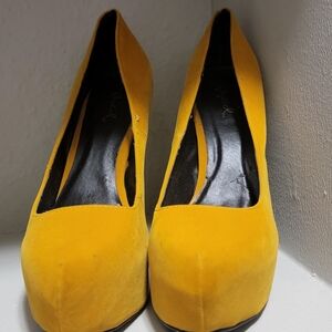 Qupid Mustard Yellow Heels